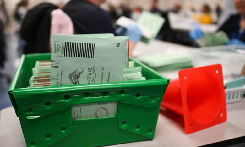 الجمهوريون يواجهون تحديات في الحفاظ على أغلبيتهم بالكونغرس وسط تراجع دعم سياسات ترامب للهجرة