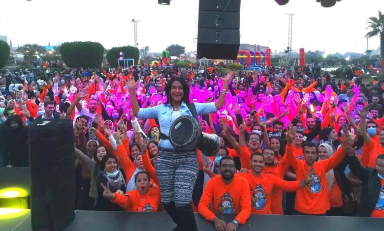 الطبلة جعلتها صانعة البهجة