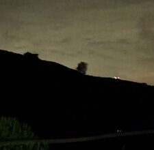 الطيران الاسرائيلي يشن غارة على منطقة الريحان