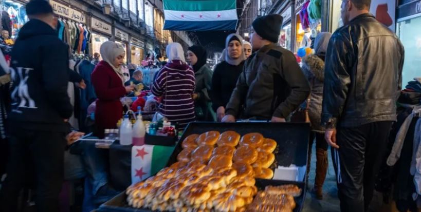 عاجل | الغلاء ينهك السوريين.. الأسعار تشتعل والليرة تنهار - صورة مميزة صورة مميزة: عاجل | الغلاء ينهك السوريين.. الأسعار تشتعل والليرة تنهار