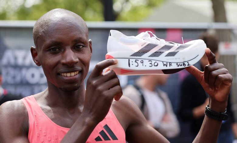الكيني ساوي بطلا لماراثون لندن برقم تاريخي (فيديو)
