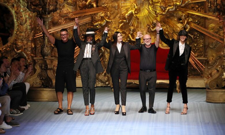 المصمم ستيفانو غابانا يستقيل من دار دولتشي أند غابانا بعد 40 عاماً من تأسيسها