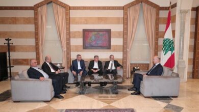 الوزير الحجار بحث مع ممثلي قطاع المحروقات في تنظيم النقل والتوزيع