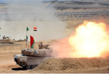 بالقرب من إسرائيل.. لواء مصري يكشف رسائل مناورات الذخيرة الحية "بدر 2026"