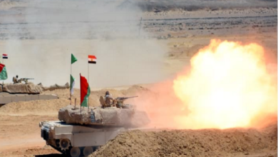 بالقرب من إسرائيل.. لواء مصري يكشف رسائل مناورات الذخيرة الحية "بدر 2026"