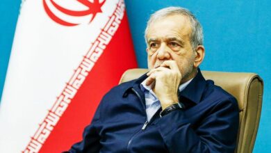 بزشكيان: ما معنى التهديد بإعادة أمة للعصر الحجري غير جريمة حرب واسعة النطاق؟