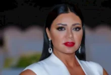 بلوك جريء ومميز- رانيا يوسف تخطف الأنظار بإطلالتها