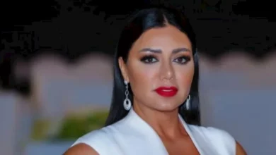 بلوك جريء ومميز- رانيا يوسف تخطف الأنظار بإطلالتها