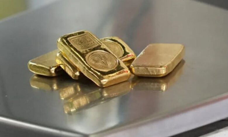 تراجع الذهب مع ضعف احتمال خفض الفائدة الأمريكية