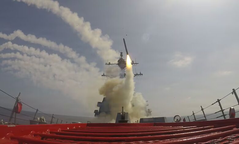 تسعى البحرية الأمريكية إلى زيادة مشترياتها من صواريخ توماهوك بنسبة 1200% بحلول عام 2027