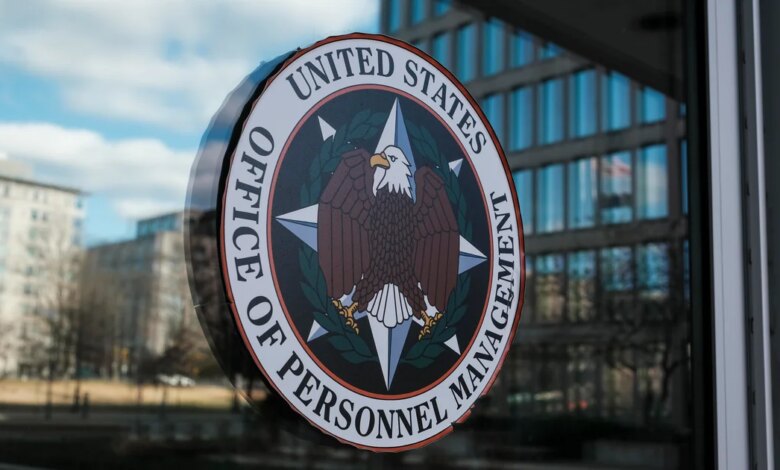 تطلب وكالة موظفي إدارة ترامب السجلات الطبية للموظفين الفيدراليين