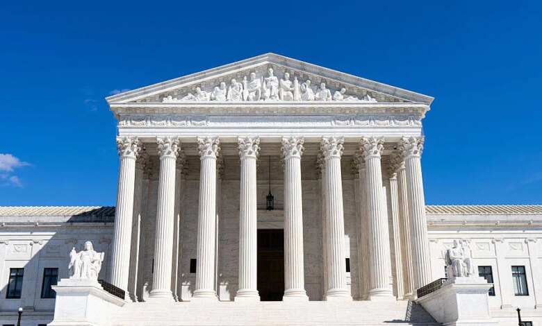 تنظر المحكمة العليا في قضية الحرية الدينية بشأن برنامج كولورادو العالمي لمرحلة ما قبل المدرسة