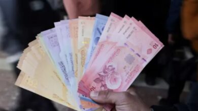 توقع ببلوغ الدولار 15 ألفاً... إلى أين تتجه الليرة السورية؟