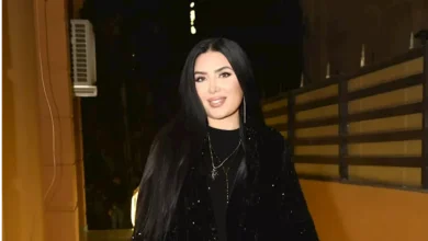 جاذبية اللون الأحمر.. عبير صبري تتألق بإطلالة أنيقة