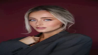 جماللها ساحر.. تتويج إيلي كوركوران بلقب ملكة جمال ويلز 2026