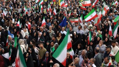 حرب إيران على الهواء مباشرة: ترامب يحث طهران على "الاستسلام" مع ارتفاع أسعار النفط | الحرب الأمريكية الإسرائيلية على أخبار إيران