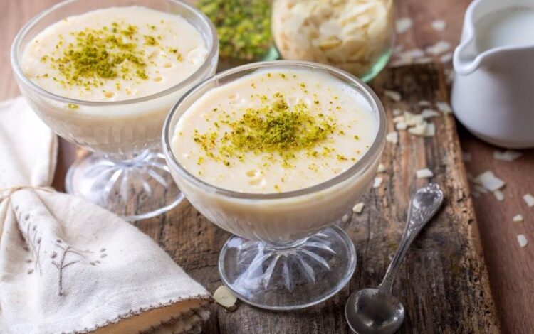 حلى كاسات الفستق بالكريمة