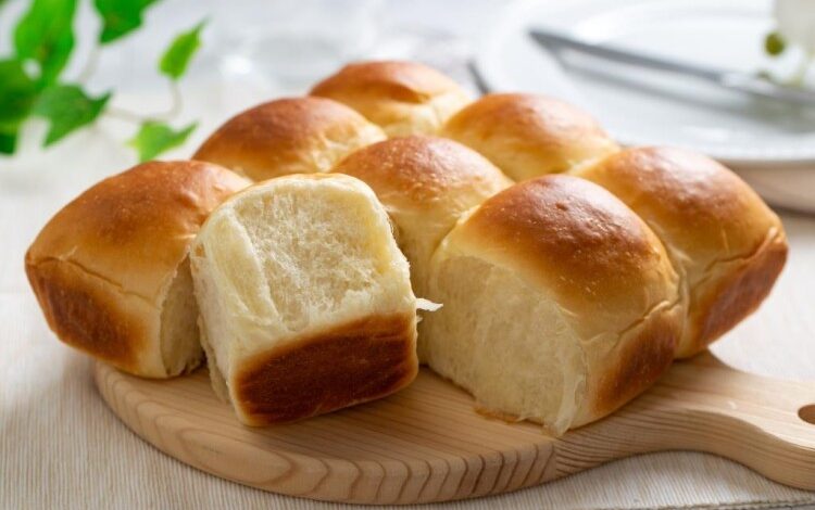 خبز الحليب الهش