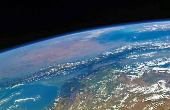 واصلت المقاومة الإسلامية ردها على العدوان الإسرائيلي باستهداف تجمعات الاحتلال عند الحدود وداخل فلسطين المحتلة