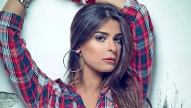 رانيا منصور تتألق بفستان أبيض أنيق بظهر مكشوف وإطلالة ناعمة