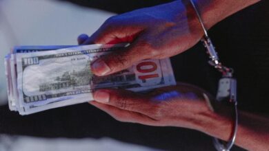 سرق 1900 دولار.. رجل من ديترويت يواجه السجن مدى الحياة بعد السطو على بنك