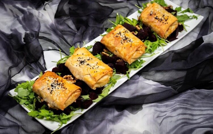 سلطة لفائف جبنة الفيتا بالشمندر بالفيديو