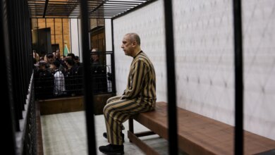 سوريا تقدم أول مسؤول من عهد الأسد للمحاكمة في دمشق | أخبار الحرب السورية