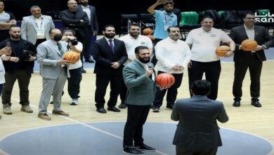 صالة الفيحاء تعود للحياة بمباراة ودية بين سوريا ولبنان.. والشرع يشارك بلعب كرة السلة