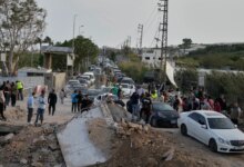 عائلات لبنانية نازحة تعود إلى ديارها رغم الهجمات الإسرائيلية | إسرائيل تهاجم لبنان نيوز