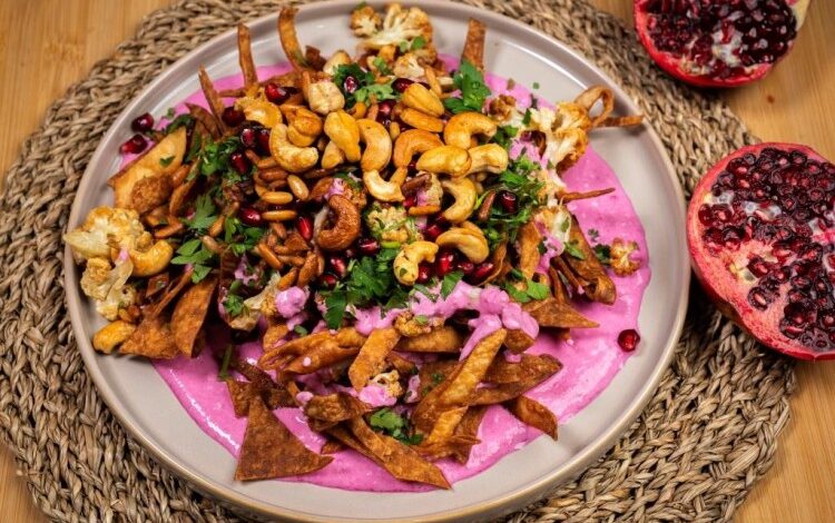 فتة القرنبيط بالشمندر بالفيديو