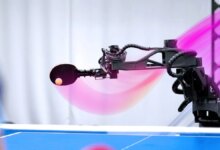 قام العلماء ببناء روبوت يمكنه التغلب على نخبة اللاعبين البشريين في تنس الطاولة: ScienceAlert