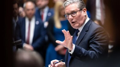 قضية ماندلسون تضغط مجددا.. ستارمر يرفض دعوات الاستقالة | أخبار