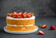 كيكة الفانيليا بحشوة كريمية