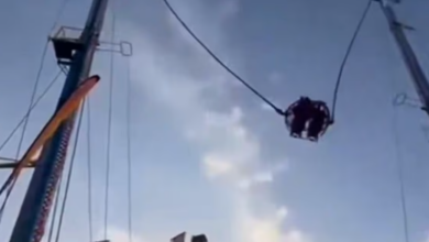 لقطات تحبس الأنفاس.. سقوط مروع لركاب "المقلاع" بملاهي إشبيلية بعد انقطاع مفاجئ لكابل اللعبة (فيديو)