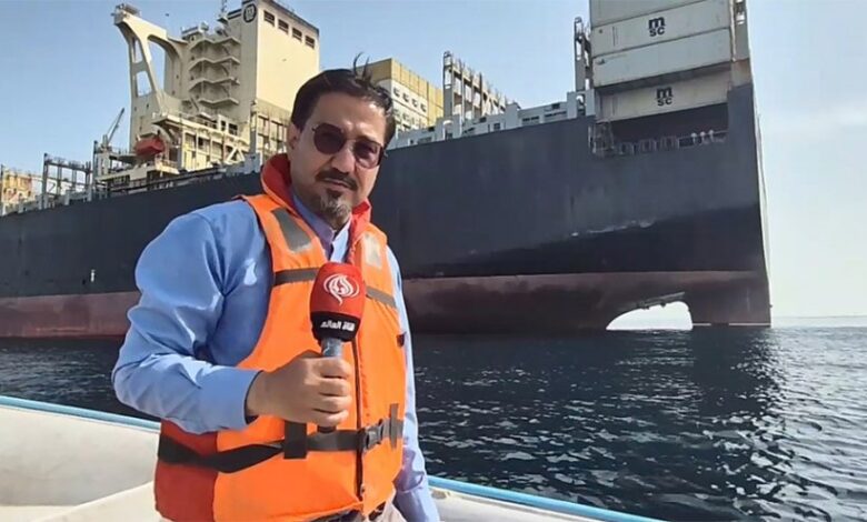 مضيق هرمز برؤية العالم: تقاطع جيوسياسي ولقطات حصرية لسفن أجنبية متوقفة