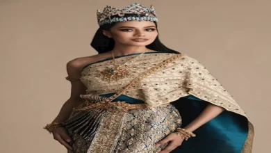 ملكة جمال العالم تتألق بالأسود الملكي في أحدث ظهور