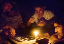 نزع العدادات في سوريا: الكهرباء تتحوّل إلى عقاب جماعي