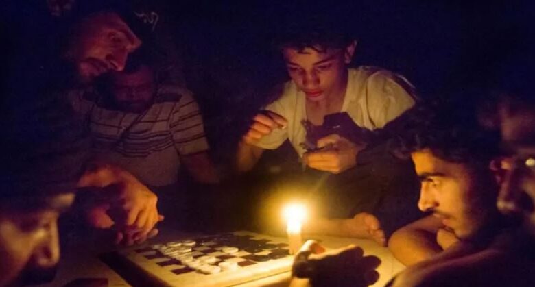 نزع العدادات في سوريا: الكهرباء تتحوّل إلى عقاب جماعي