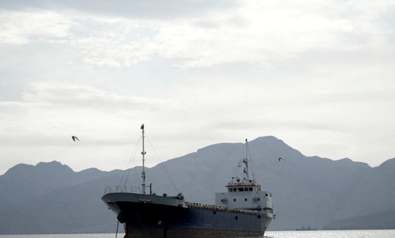 هل فشل الحصار الأمريكي لموانئ إيران خلال ساعاته الأولى؟ | أخبار