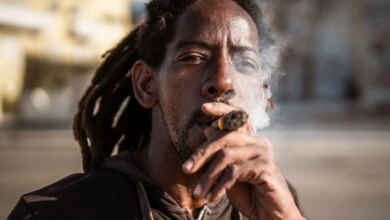 هل يستطيع الحصار النفطي الأمريكي أن يطفئ السيجار الكوبي؟ | أخبار التجارة الدولية