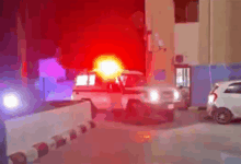 وصول جثمان الشهيدة امال خليل الى المستشفى