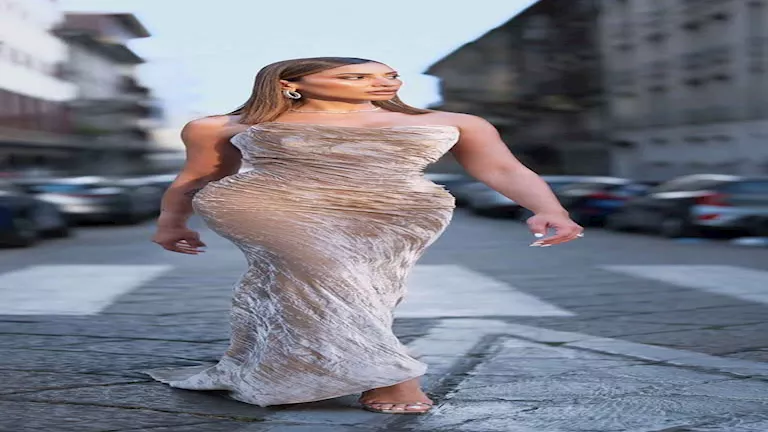 دينا الشربيني بفستان سعره 270 ألف جنيه