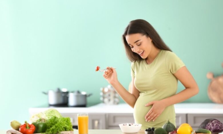 5 أصناف غذائية هامة لا غنى عنها من أجل صحة الأم الحامل والجنين