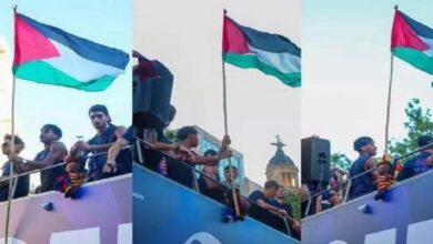 إشادة واسعة بقيام لامين يامال برفع العلم الفلسطيني.. غضب في إسرائيل وانتقادات لمحمد صلاح