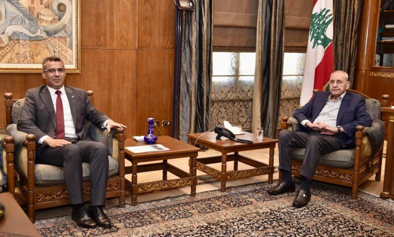 الرئيس بري تابع الأوضاع العامة والمستجدات السياسية والميدانية مع زوّاره - Shafaqna Lebanon