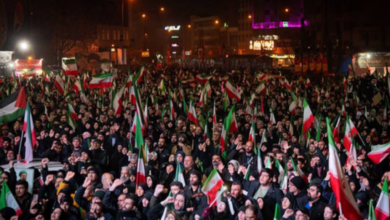 الشعب الإيراني: صمودٌ حطّم الآمال وقهر أعتى قوى الهيمنة والاستكبار