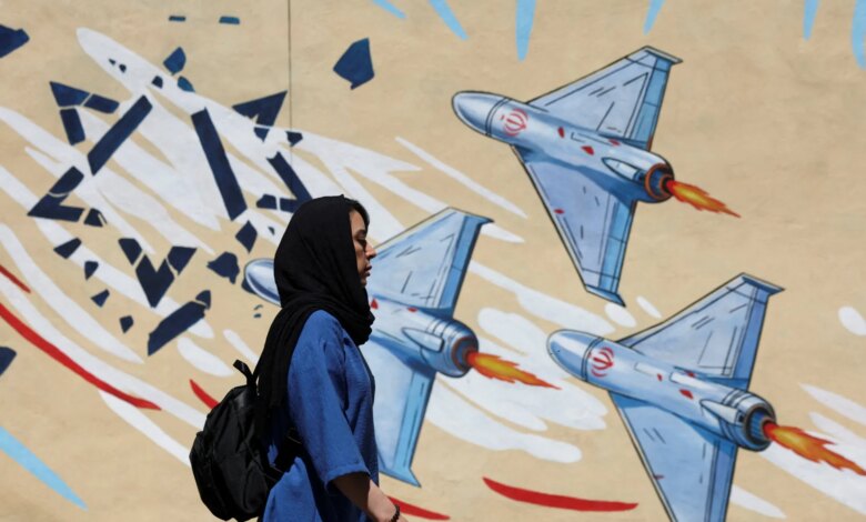 الولايات المتحدة وإيران تصدران تقارير متضاربة بشأن الاتفاق بينما يقول ترامب إنه لا يوجد تخفيف للعقوبات | الحرب الأمريكية الإسرائيلية على أخبار إيران