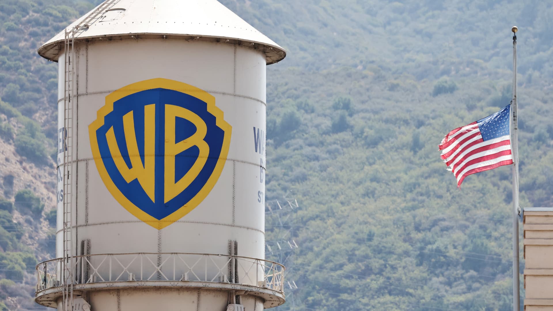 عاجل | تسجل شركة Warner Bros. Discovery خسارة صافية قدرها 2.9 مليار دولار مرتبطة بصفقة باراماونت - صورة مميزة صورة مميزة: عاجل | تسجل شركة Warner Bros. Discovery خسارة صافية قدرها 2.9 مليار دولار مرتبطة بصفقة باراماونت