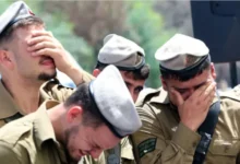 جنود اسرائيلين ذليلين