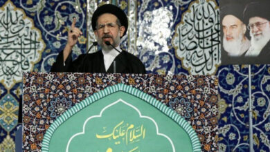 خطيب جمعة طهران: الشهيد عبدالرحيم موسوي نموذج لقائد عسكري تربى على القرآن والعترة